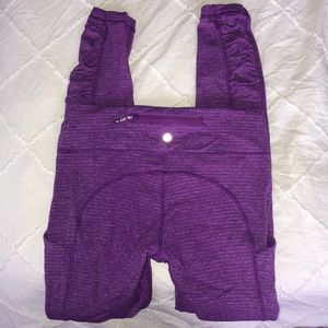 Lulu lemon magenta leggings with scrunched leg